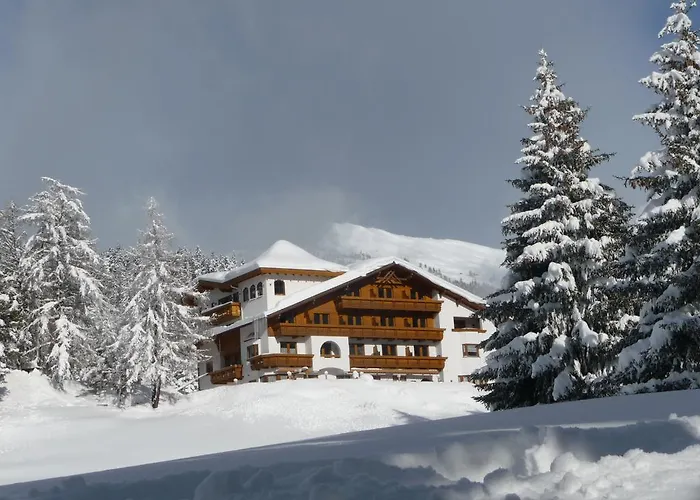 Отель Alpengasthof Norbertshoehe Superior Наудерс