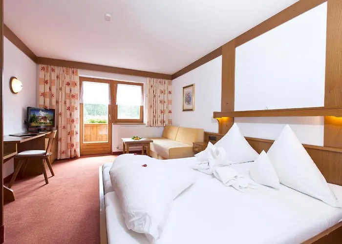 Alpengasthof Norbertshoehe Superior 3* Наудерс